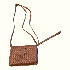 Time and Tru Tan Woven Crossbody Bag